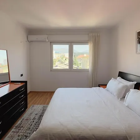 Whole Floor In Upscale Neighborhood Tirana
