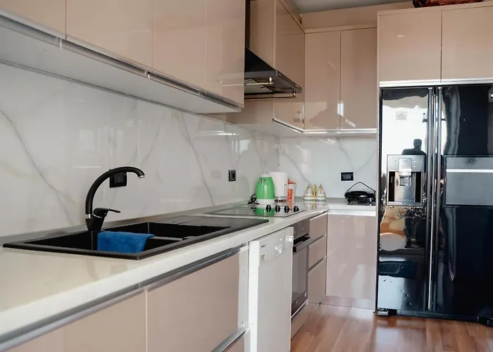 Whole Floor In Upscale Neighborhood * Tirana