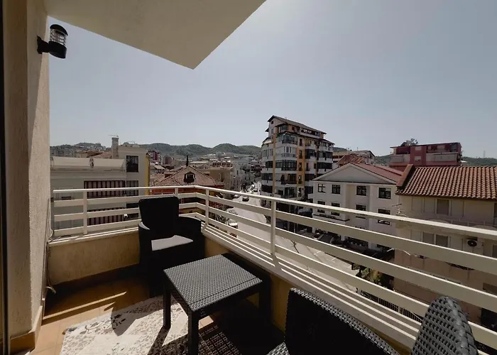 Whole Floor In Upscale Neighborhood